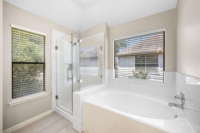 5610 Brazos Springs Drive, Sugar Land, TX 77479