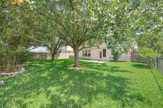 5610 Brazos Springs Drive, Sugar Land, TX 77479