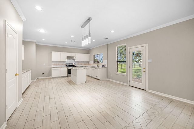 5610 Brazos Springs Drive, Sugar Land, TX 77479
