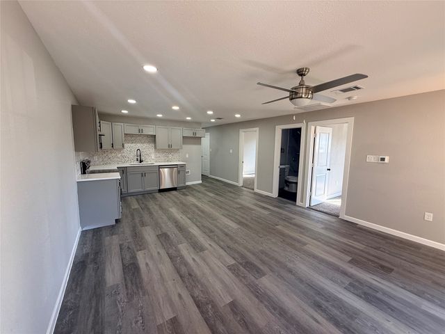 107 Gunter Street, Wills Point, TX 75169