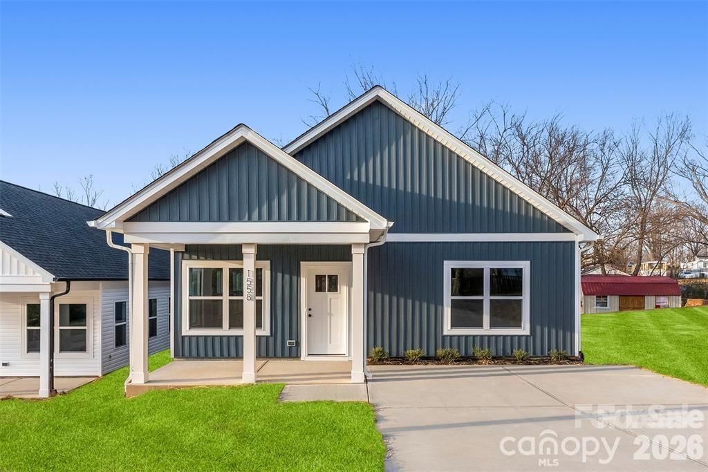 1558 7th Avenue Drive SW, Hickory, NC 28602