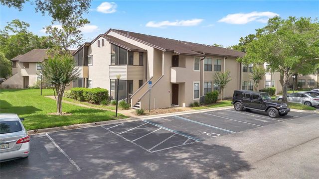 2923 ANTIQUE OAKS CIRCLE 34, Winter Park, FL 32792