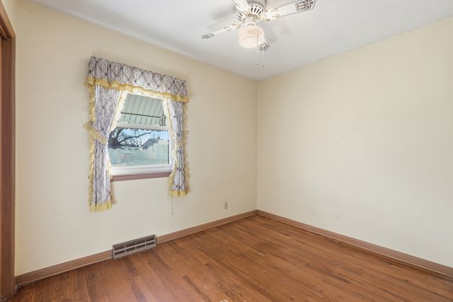 2136 N Gayman Avenue, Davenport, IA 52804