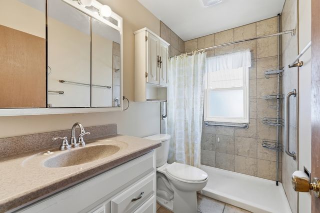 2136 N Gayman Avenue, Davenport, IA 52804