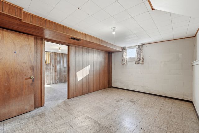 2136 N Gayman Avenue, Davenport, IA 52804