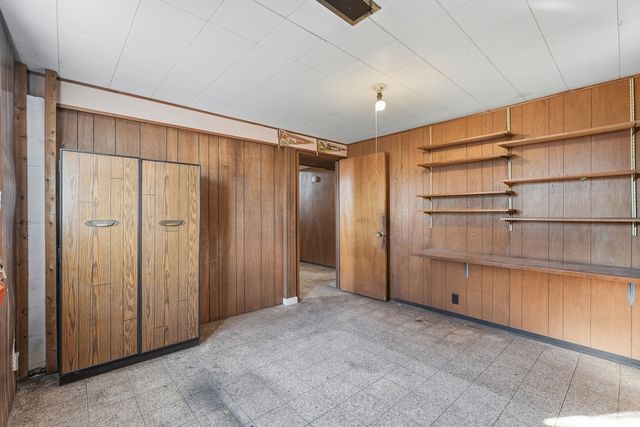 2136 N Gayman Avenue, Davenport, IA 52804