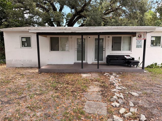 2123 NW 93rd Street 2123, Miami, FL 33147