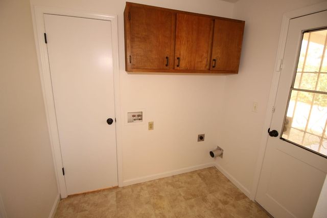 4052 N Sabre, Fresno, CA 93727