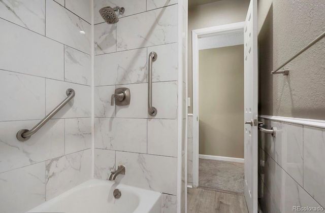 2836 S Vaughn Way, Aurora, CO 80014