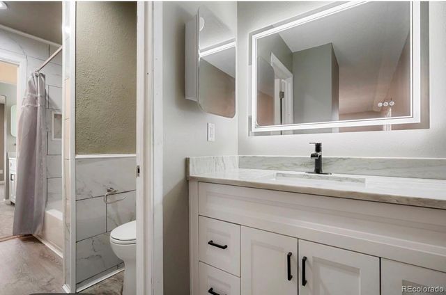 2836 S Vaughn Way, Aurora, CO 80014