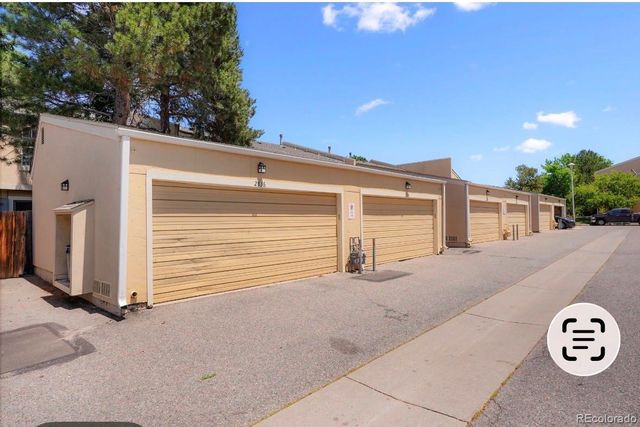 2836 S Vaughn Way, Aurora, CO 80014