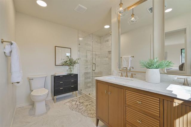 2900 Drakestone Avenue, Oklahoma City, OK 73120