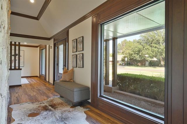 2900 Drakestone Avenue, Oklahoma City, OK 73120