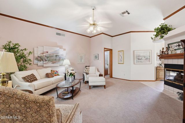 1904 SUN TIDE Drive, El Paso, TX 79938