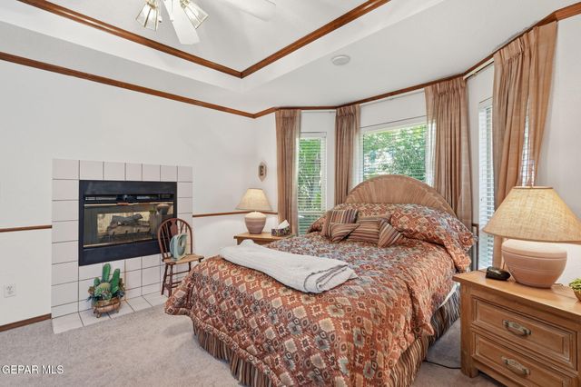 1904 SUN TIDE Drive, El Paso, TX 79938