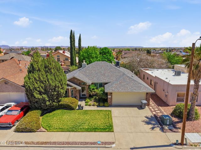 1904 SUN TIDE Drive, El Paso, TX 79938