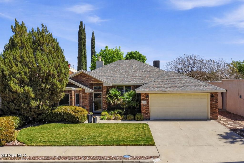 1904 SUN TIDE Drive, El Paso, TX 79938