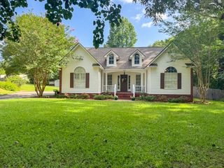 1370 Dan St., Prentiss, MS 39474