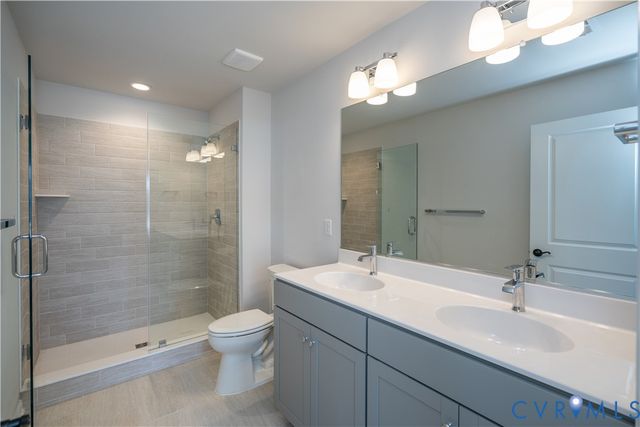 11219 Sparwood Rd, Chester, VA 23831