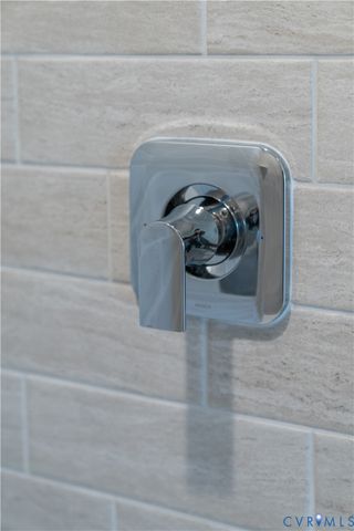 11219 Sparwood Rd, Chester, VA 23831