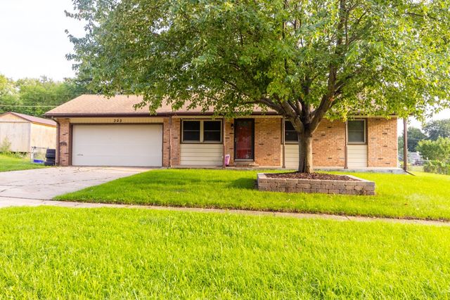 303 Hough Drive, Machesney Park, IL 61115