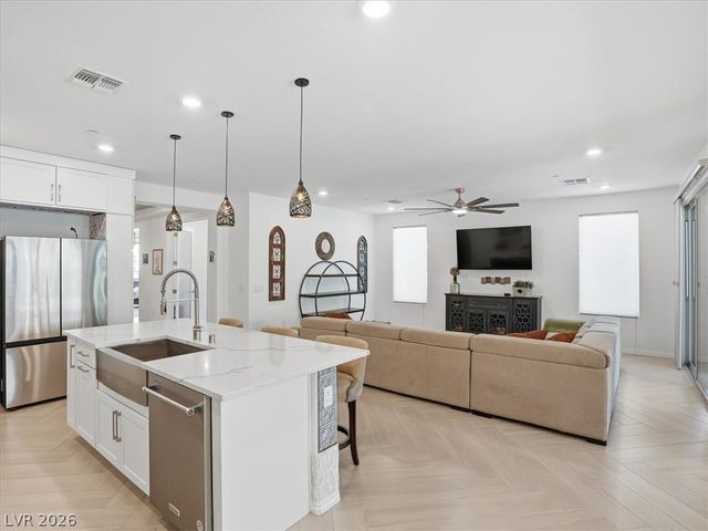 22 Sun Lily Lane, Henderson, NV 89011