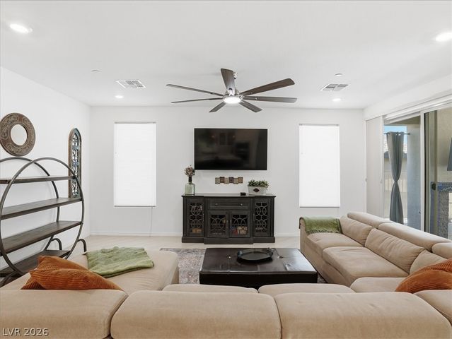 22 Sun Lily Lane, Henderson, NV 89011