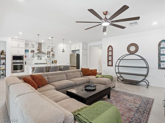 22 Sun Lily Lane, Henderson, NV 89011
