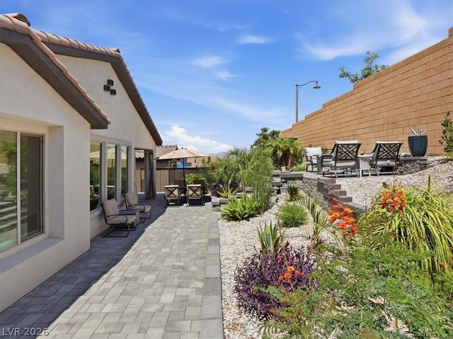22 Sun Lily Lane, Henderson, NV 89011