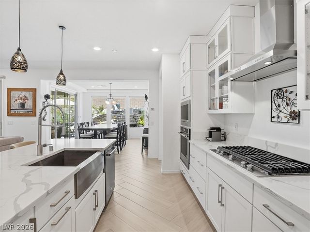 22 Sun Lily Lane, Henderson, NV 89011