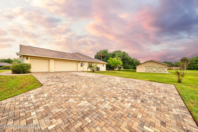 3105 Diamond Road, Titusville, FL 32796