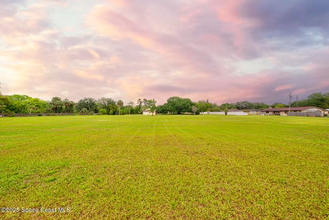 3105 Diamond Road, Titusville, FL 32796