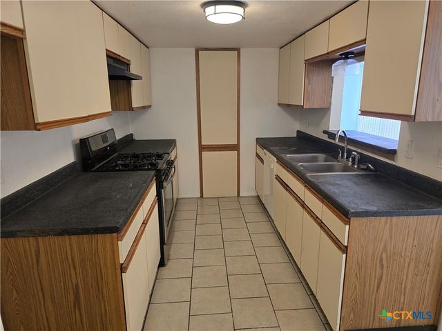 1218 Westway Circle, Killeen, TX 76549