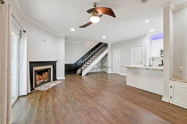 7575 Cambridge Street 301, Houston, TX 77054