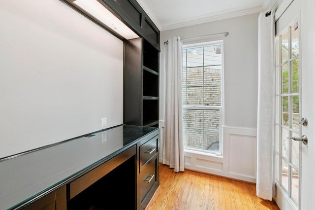 7575 Cambridge Street 301, Houston, TX 77054