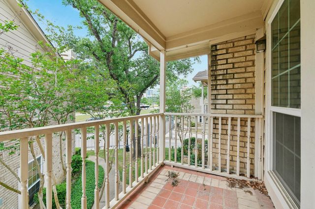 7575 Cambridge Street 301, Houston, TX 77054