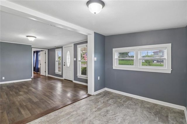 307 E 1100 Road, Baldwin City, KS 66006