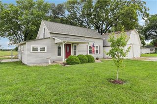 307 E 1100 Road, Baldwin City, KS 66006