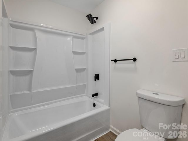 209 Ivy Hill Road, Hendersonville, NC 28792