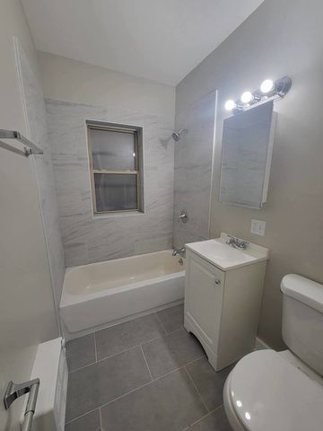 312 N Central Avenue 209, Chicago, IL 60644