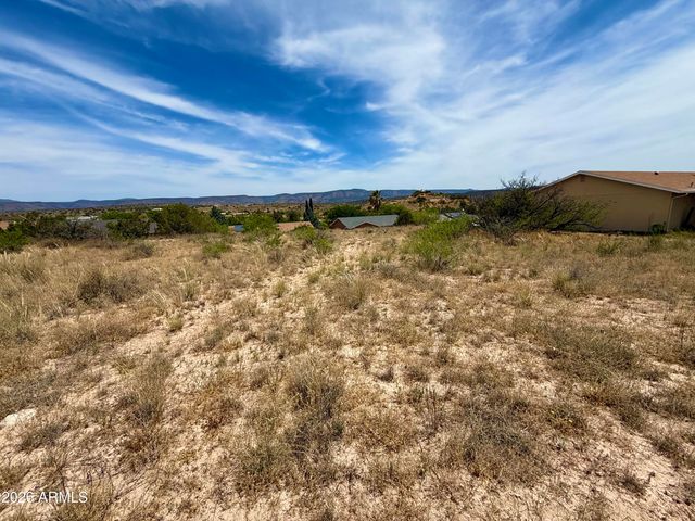 5650 N KRAMER Drive 396, Rimrock, AZ 86335