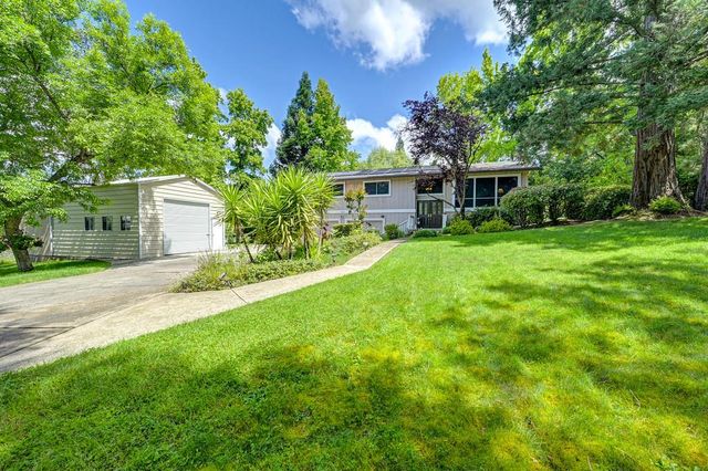 9185 Vista Ct, Loomis, CA 95650