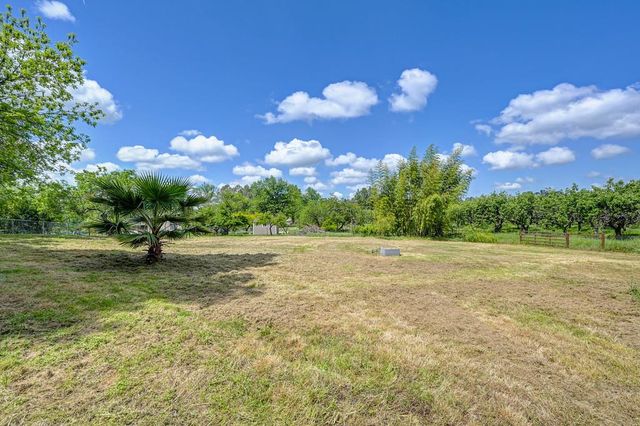 9185 Vista Ct, Loomis, CA 95650