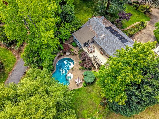 9185 Vista Ct, Loomis, CA 95650