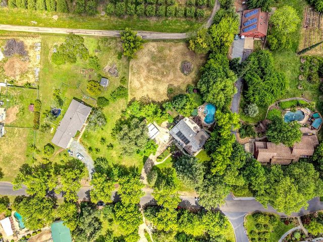 9185 Vista Ct, Loomis, CA 95650