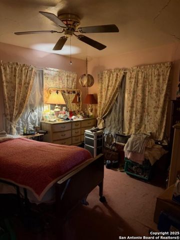 310 W Southcross, San Antonio, TX 78221