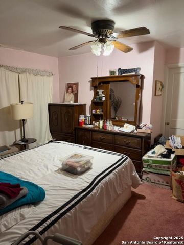 310 W Southcross, San Antonio, TX 78221