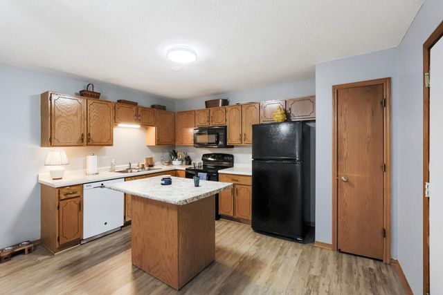 1322 Cottage Drive, Stillwater, MN 55082