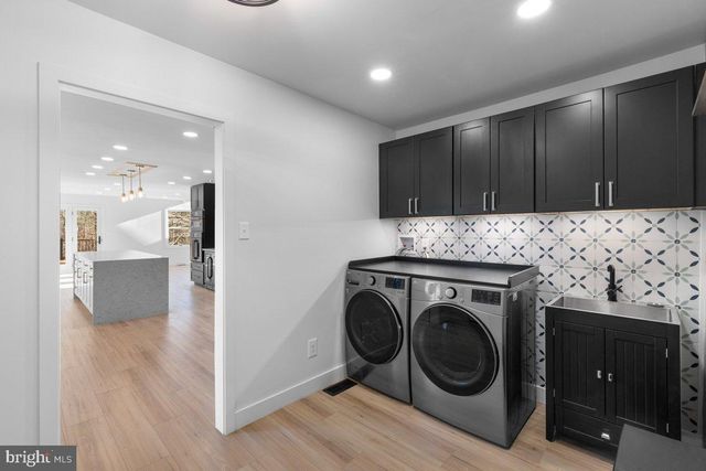 144 VAN DYKE RD, Hopewell, NJ 08525