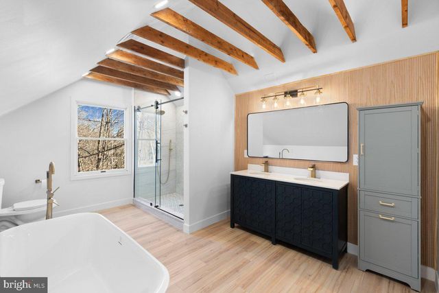 144 VAN DYKE RD, Hopewell, NJ 08525